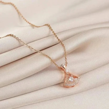 Gold Plated Fan Necklace – Elegant Fashion Jewelry for Women